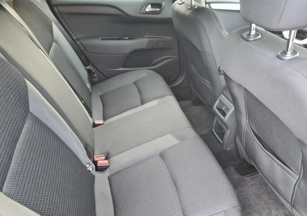 Citroen C4 cena 34500 przebieg: 156969, rok produkcji 2017 z Mieroszów małe 37